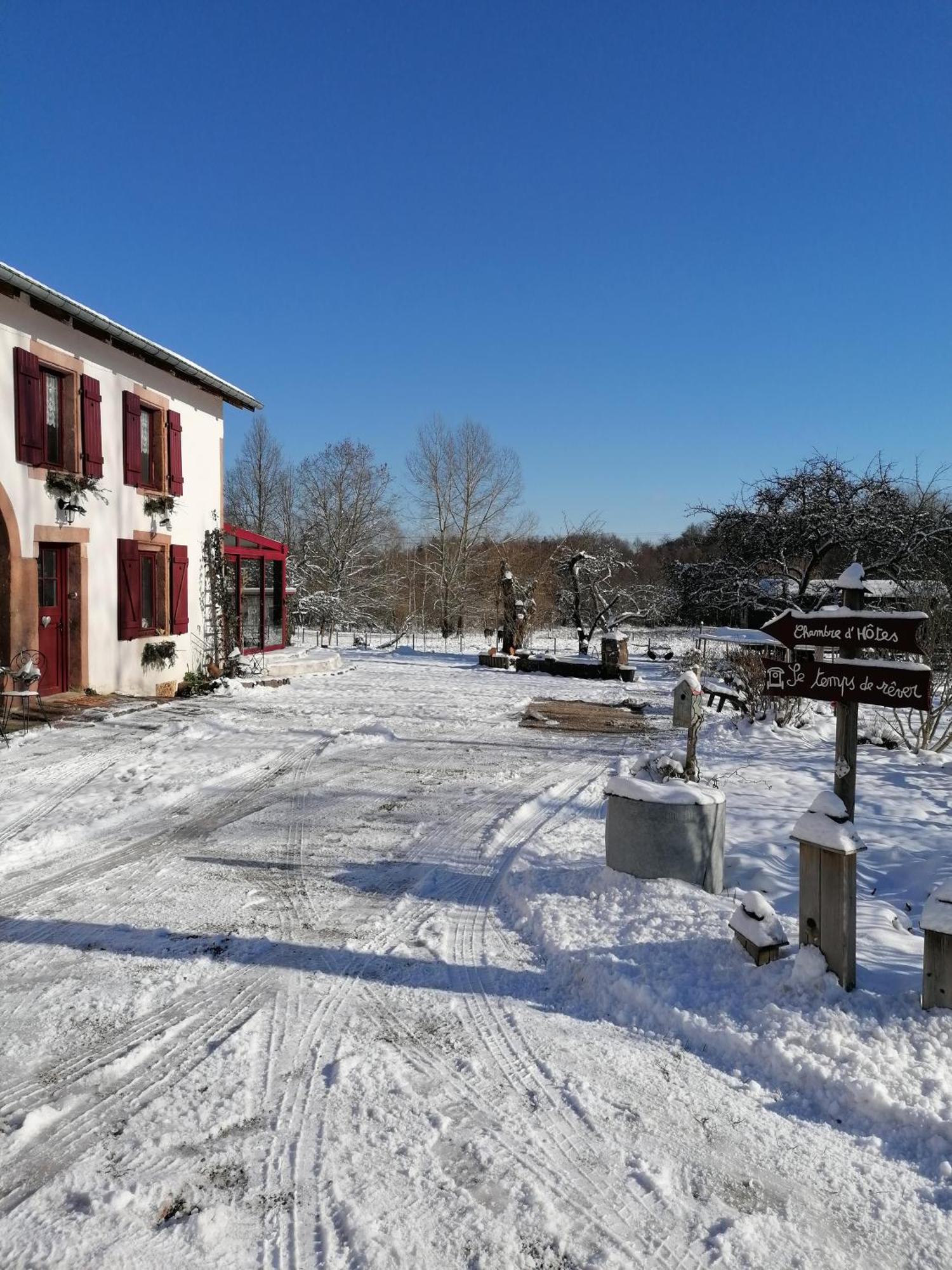 Roulotte Le Temps De Rever Bed & Breakfast Saint-Michel-sur-Meurthe Luaran gambar